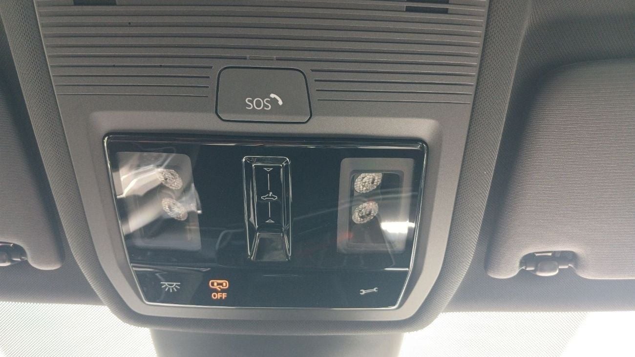 فولكس واجن جولف Volkswagen Golf R-line1.5L Petrol Turbo 2024YM