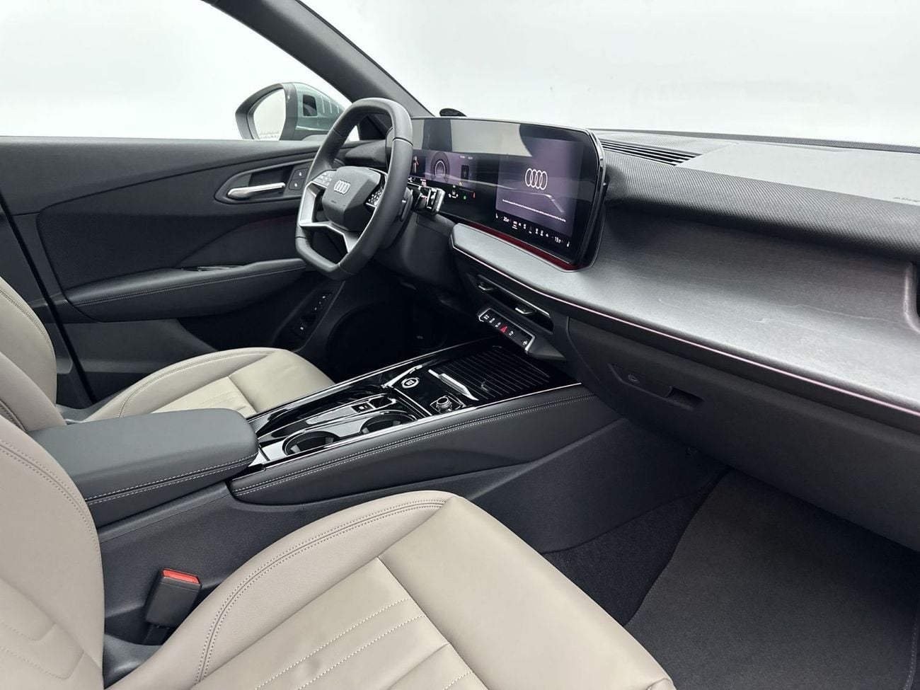 أودي Q3 SUV TFSI quattro 204hp Premium Edition (Ref# 26686)