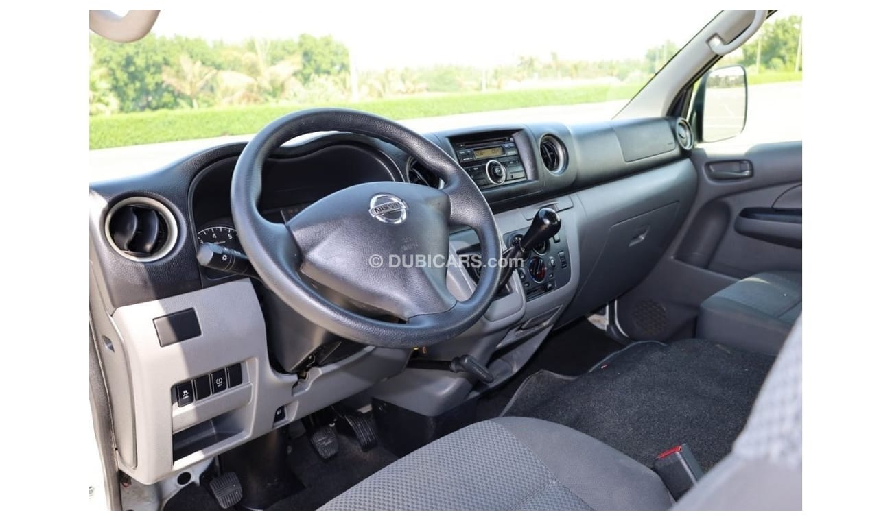 Nissan Urvan NV350 | 13 Seater Passenger Van | Excellent Condition | GCC