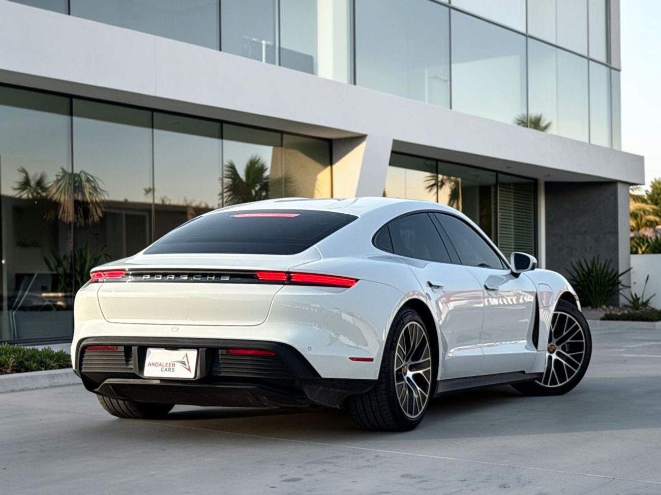 Porsche Taycan Base AED 3,030 P.M | 0% DOWN PAYMENT | PORSCHE TAYCAN | EV | 2022