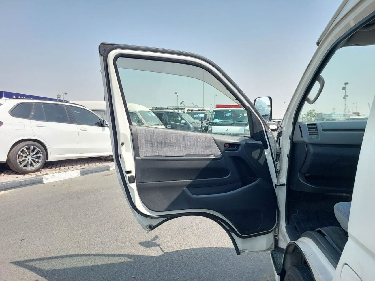 Toyota Hiace (RAMADAN OFFER) TOYOTA HIACE VAN RHD 2007 MODEL 2.7 L PETROL AUTOMATIC(PM19814)