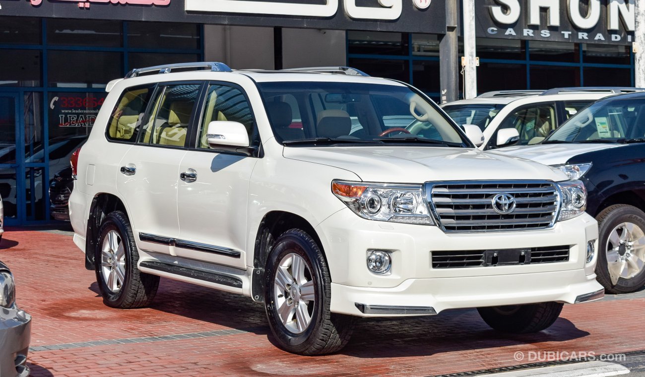 Toyota Land Cruiser GX.R V8 5.7