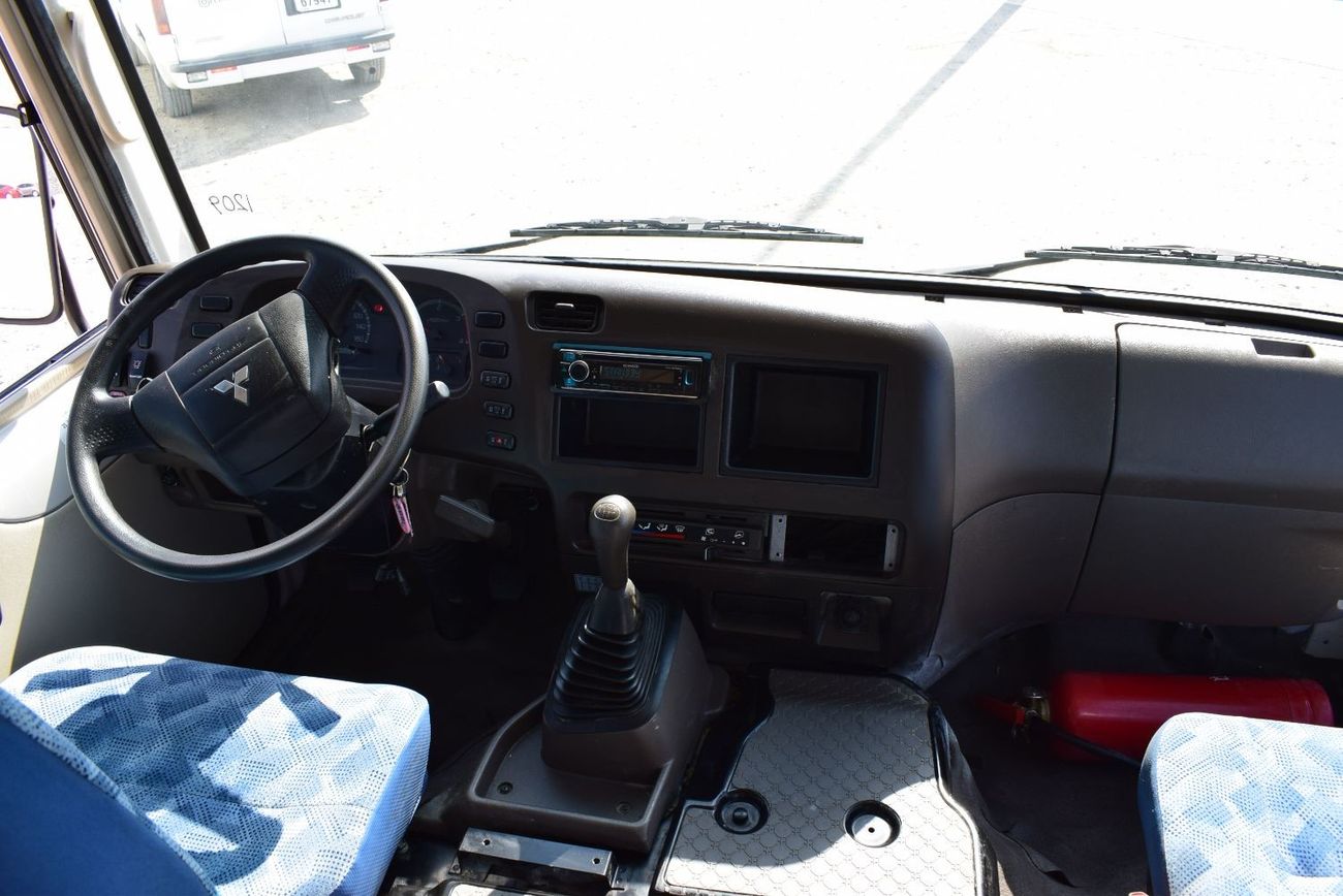 Mitsubishi Rosa Mitsubishi Rosa 26 seater bus, model:2022. Excellent condition