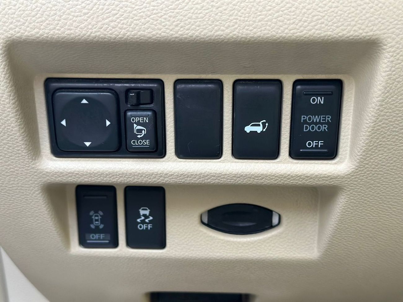 إنفينيتي QX70
