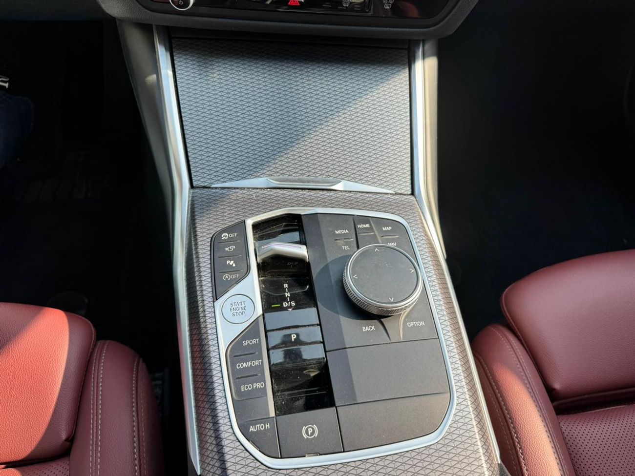 بي أم دبليو 325i