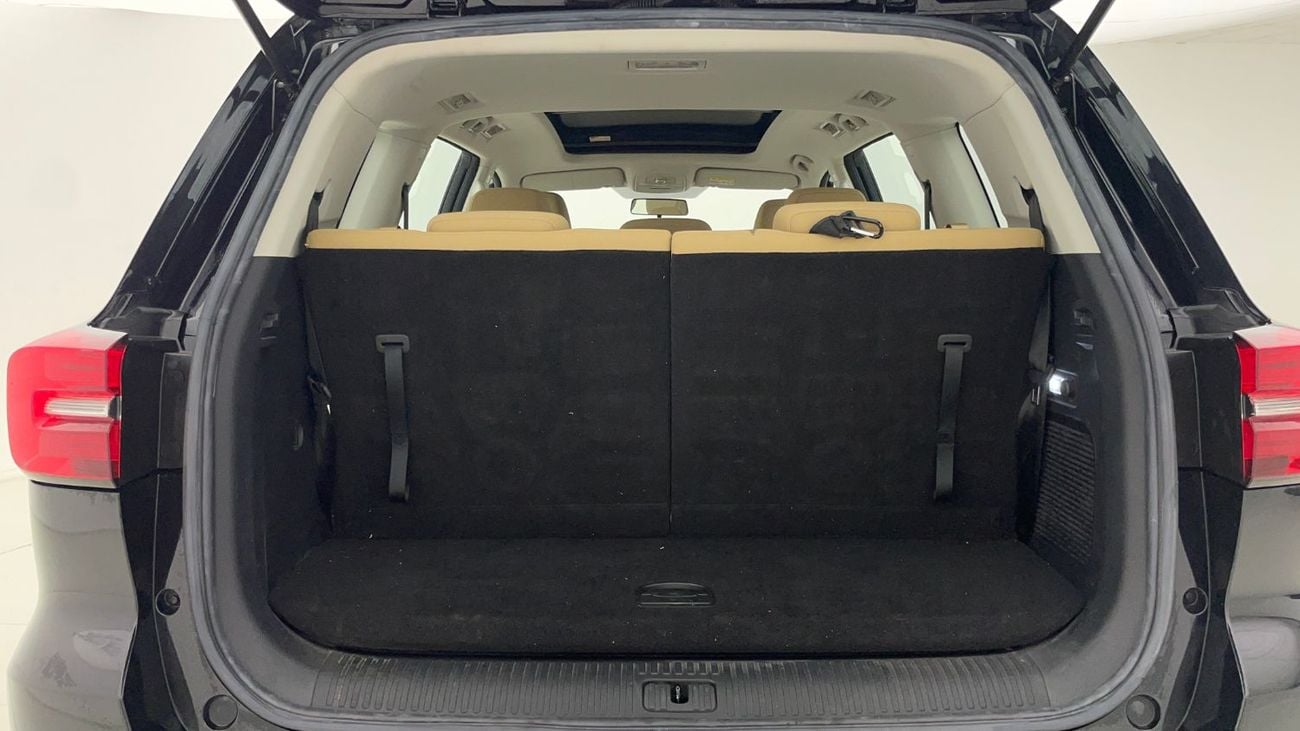 أم جي RX8 2L 2023 | 0 DP | 983/Month | 30 Day Return | Service History