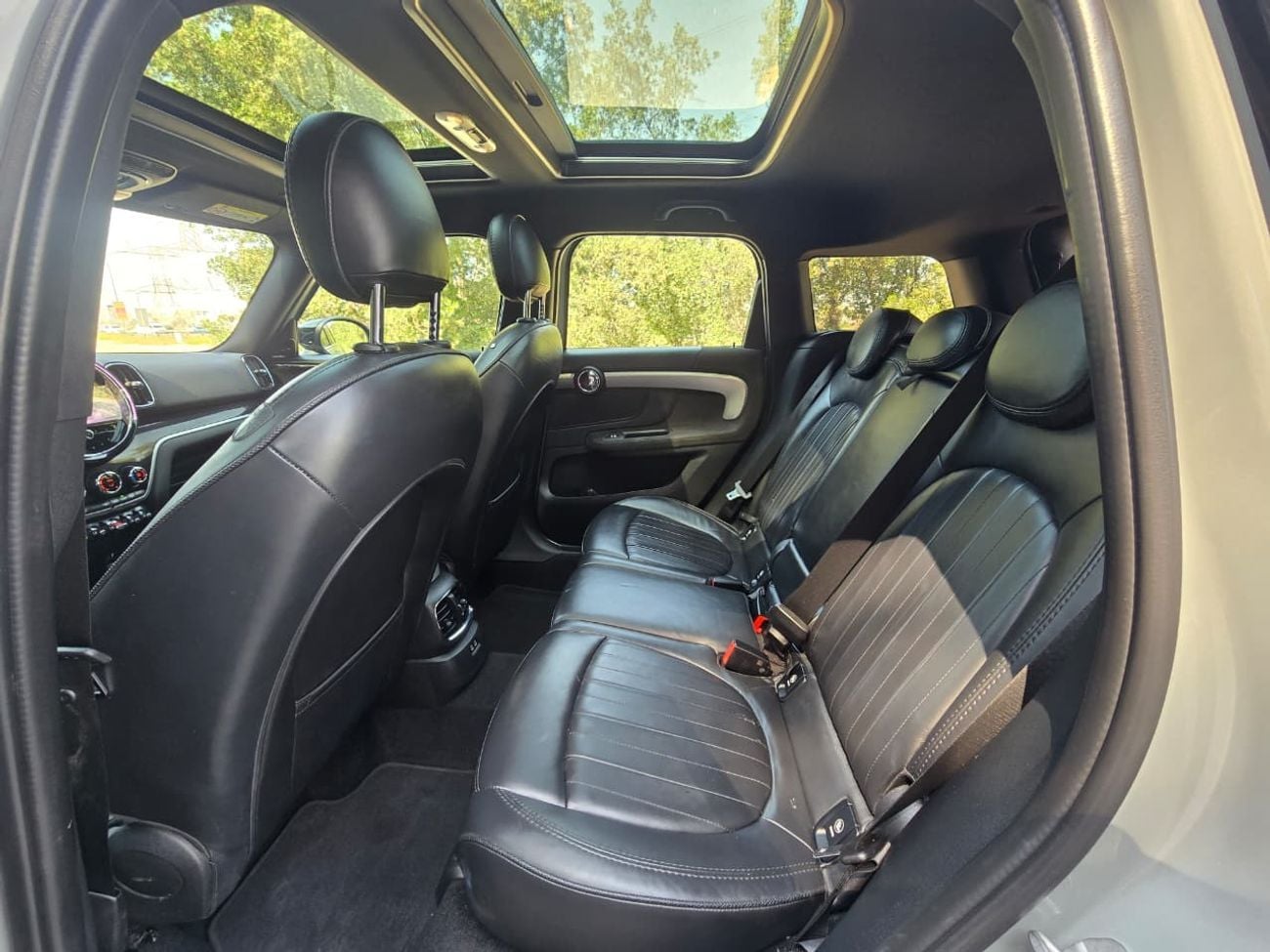 Mini Cooper S Countryman MINI COOPER COUNTRYMAN 2023 GCC //ALL4// ORGINAL PAINT//ACCIDENT FREE//LOW MILEAGE// FULL OPITION