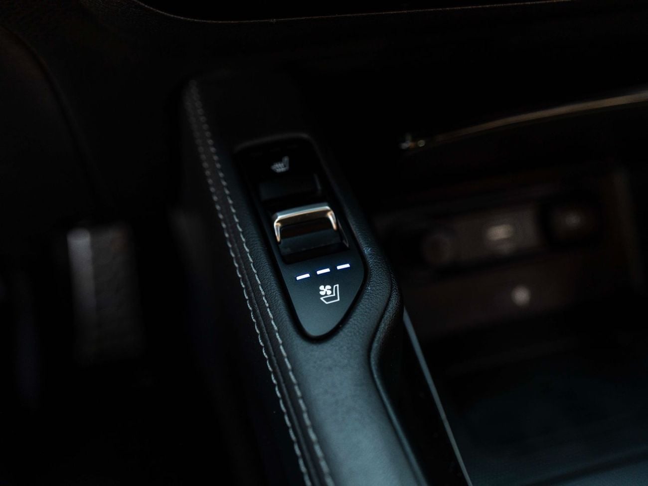 كيا تيلورايد 3.8L V6