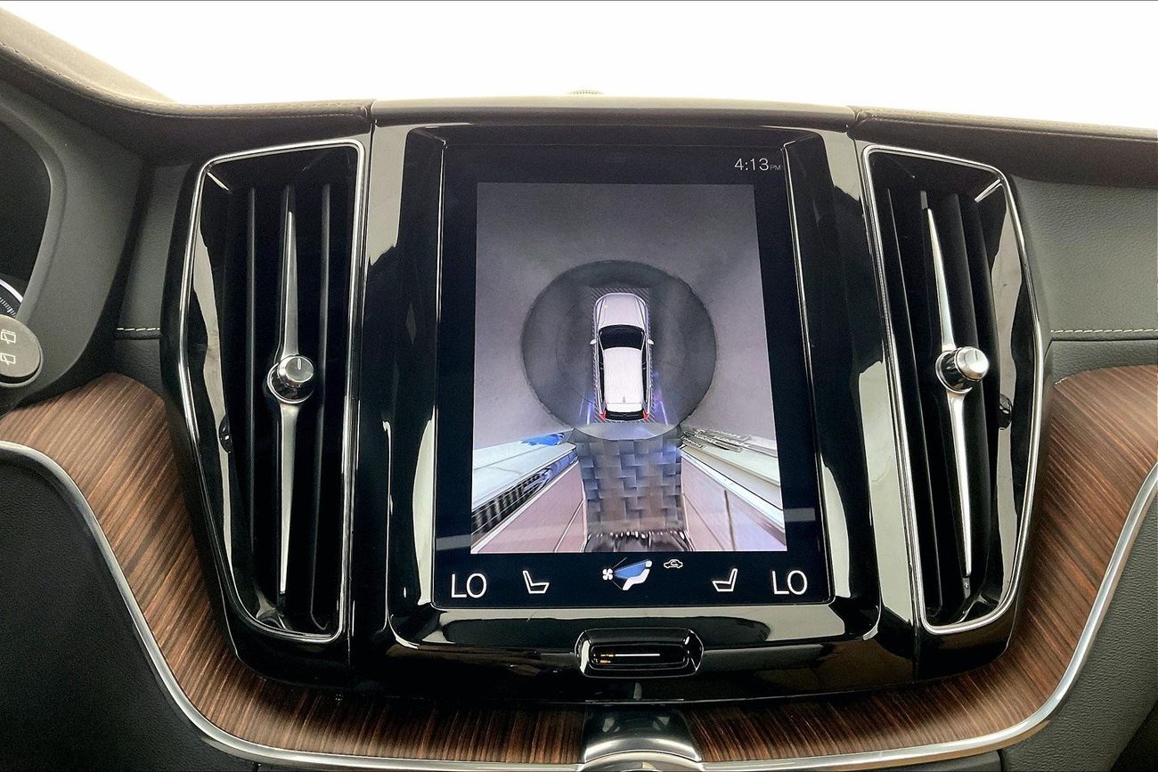 Volkswagen T ROC Trend | 1 year free warranty | 0 Down Payment