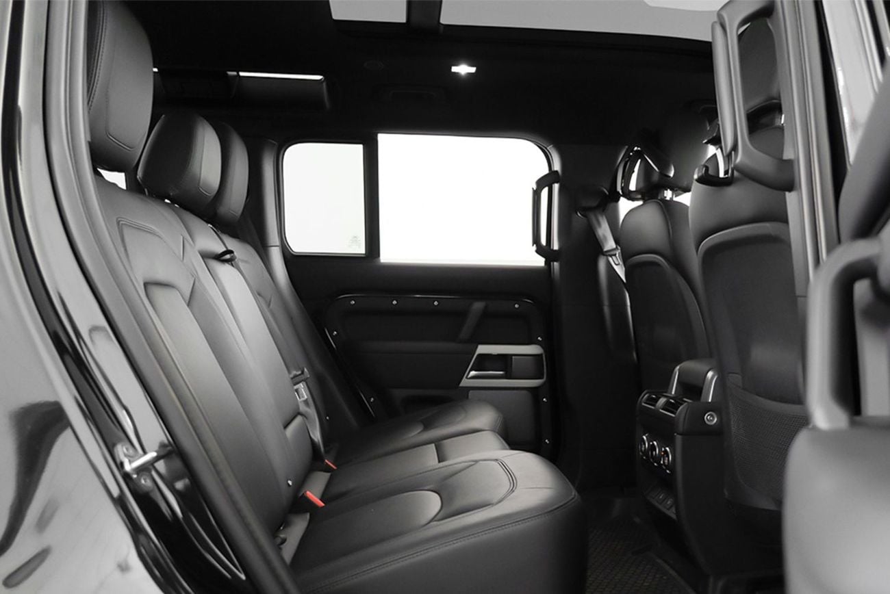 Land Rover Defender P300 110 S 2.0L (7 Seater)