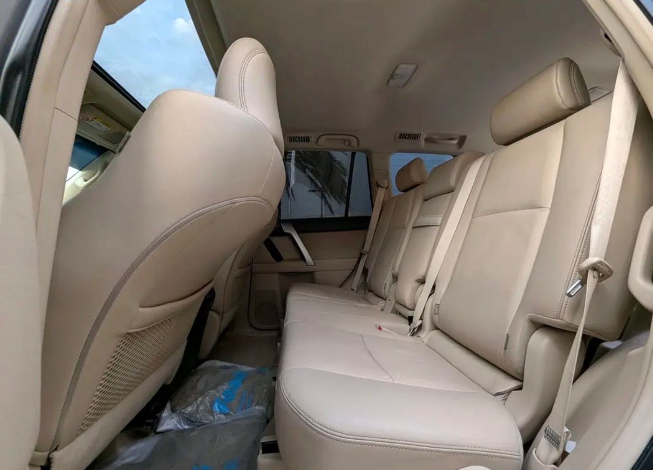 تويوتا برادو 2023 MODEL Full Option V6 4.0L Engine Car is very clean and Perfect Condition