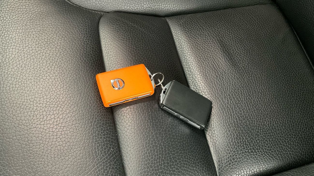 Volvo XC60 B5 Core | upto AED 20,000 Ramadan Discount | Guaranteed Warranty | 0 Down Payment