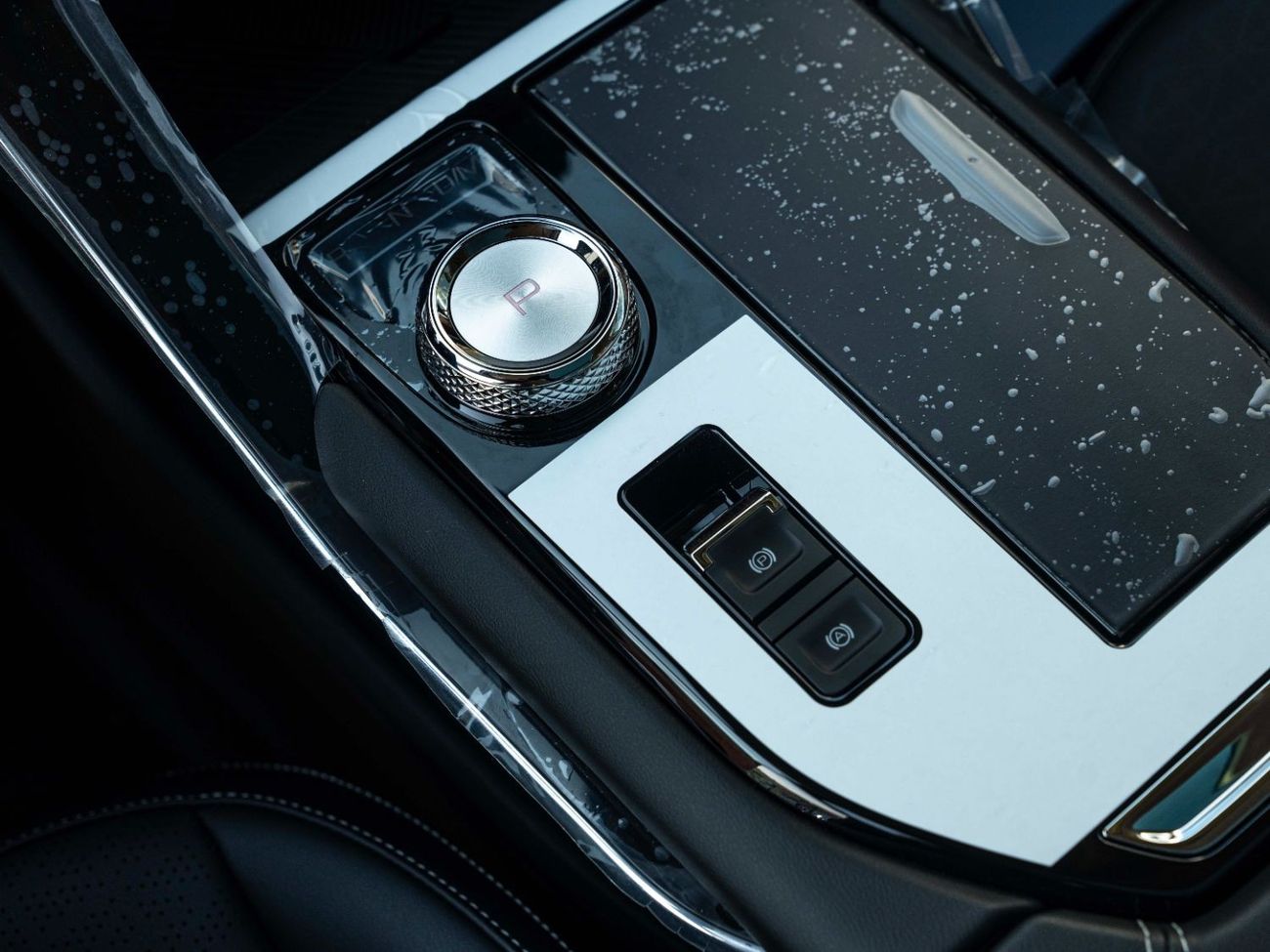 Haval H6 AED 1,573 PM • HAVAL H6 SUPREME • 2.0L TURBO AWD • OFFICIAL AL NABOODAH GWM WARRANTY + SERVICE PLAN