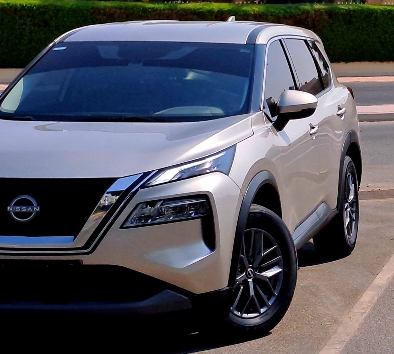 Nissan XTrail S 2WD (5-Seater) 2023 2.5L GCC (1240/-MONTHLY)