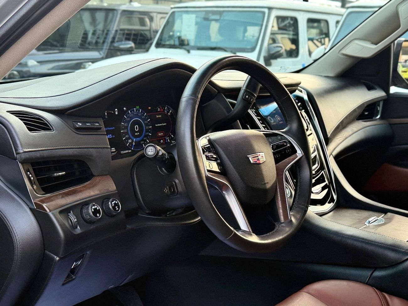 كاديلاك إسكالاد Premium 6.2L