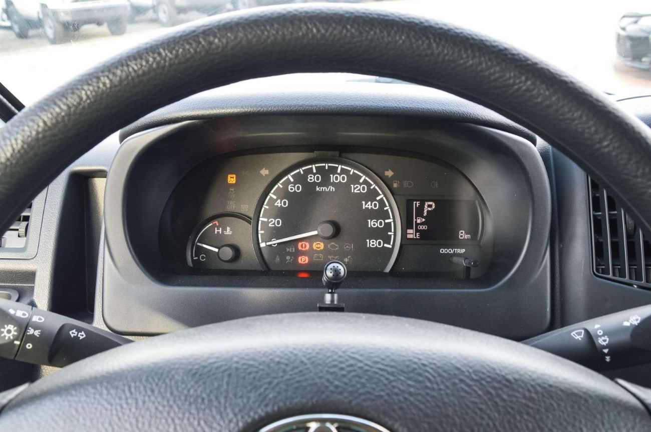 تويوتا لايت آيس TOYOTA LITE ACE 1.5L RWD 5DOOR 2025