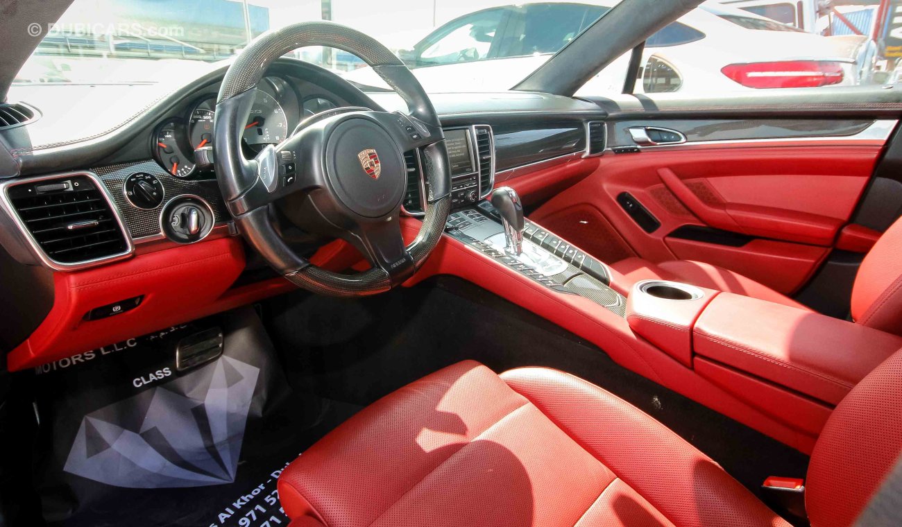 Porsche Panamera GTS