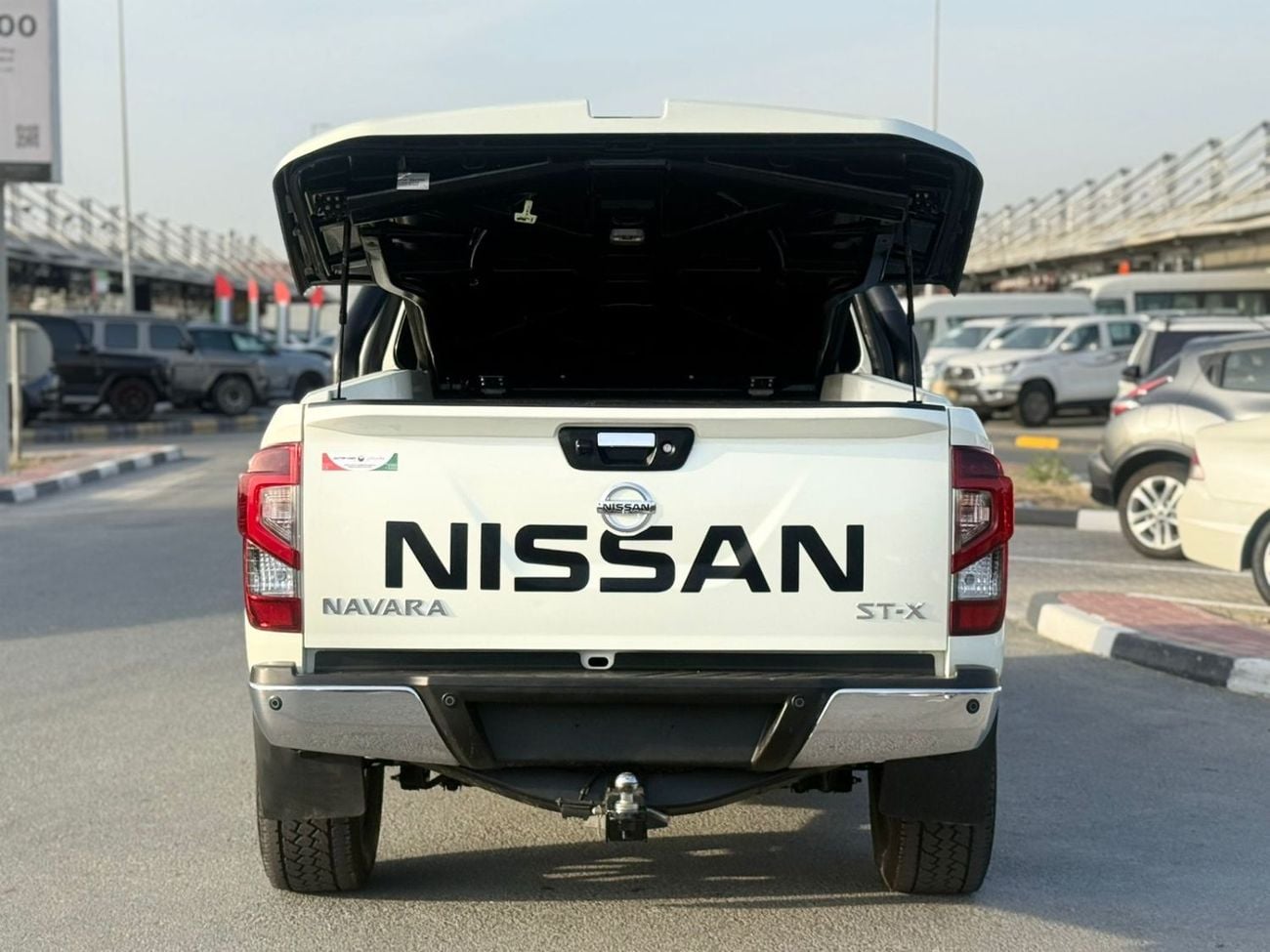 نيسان نافارا -