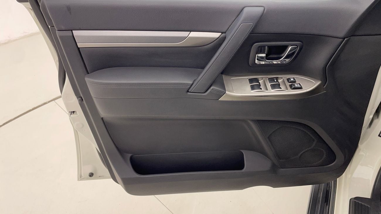 Mitsubishi Pajero GLS HIGHLINE 3 | Zero Down Payment | Home Test Drive