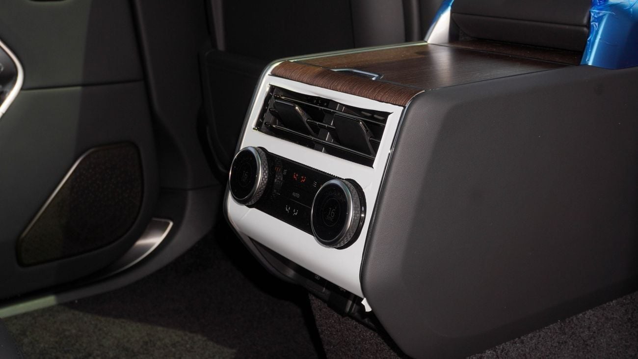 Land Rover Range Rover Range Rover P400 3.0P MHEV Autobiography LWB AWD Aut.  (For Local plus 10%)