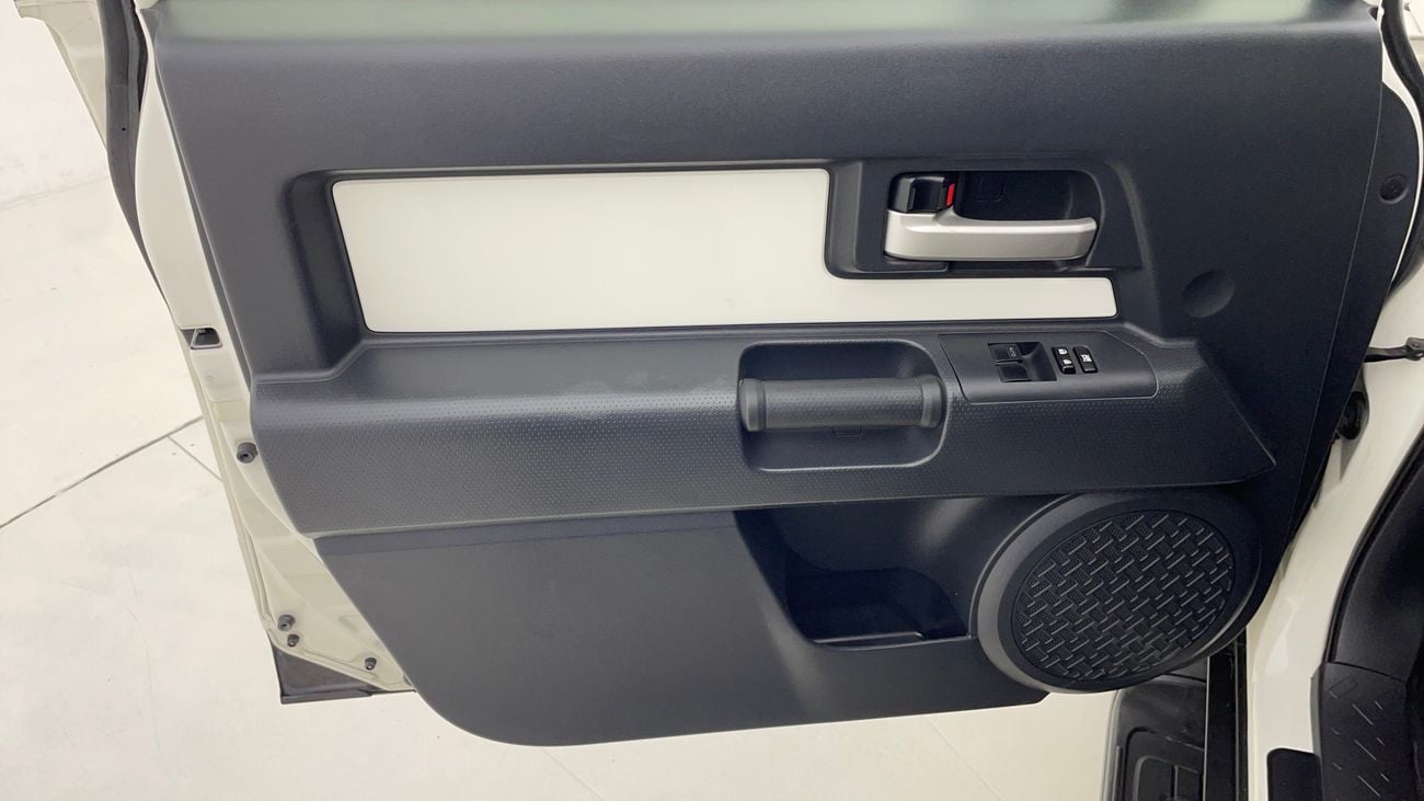 Toyota FJ Cruiser GXR 4 | Zero Down Payment | Home Test Drive