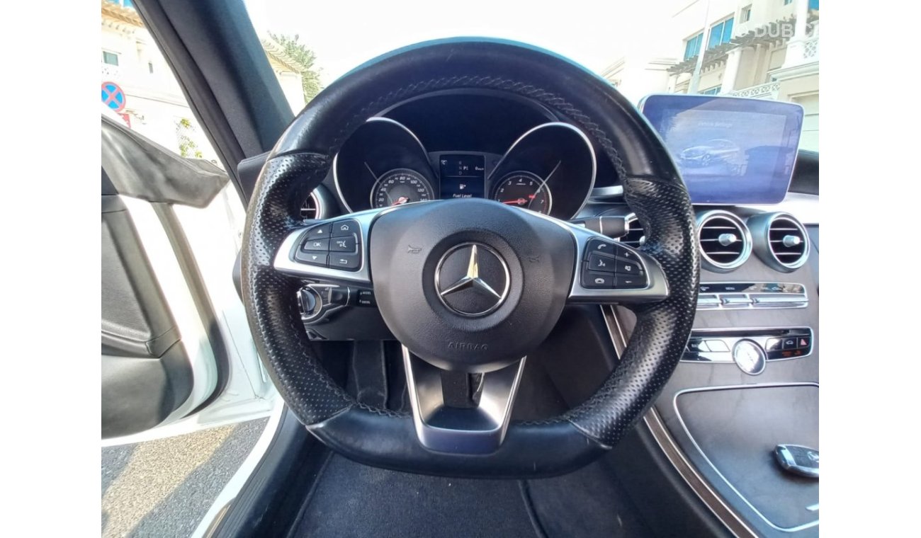 مرسيدس بنز C 300 كوبيه