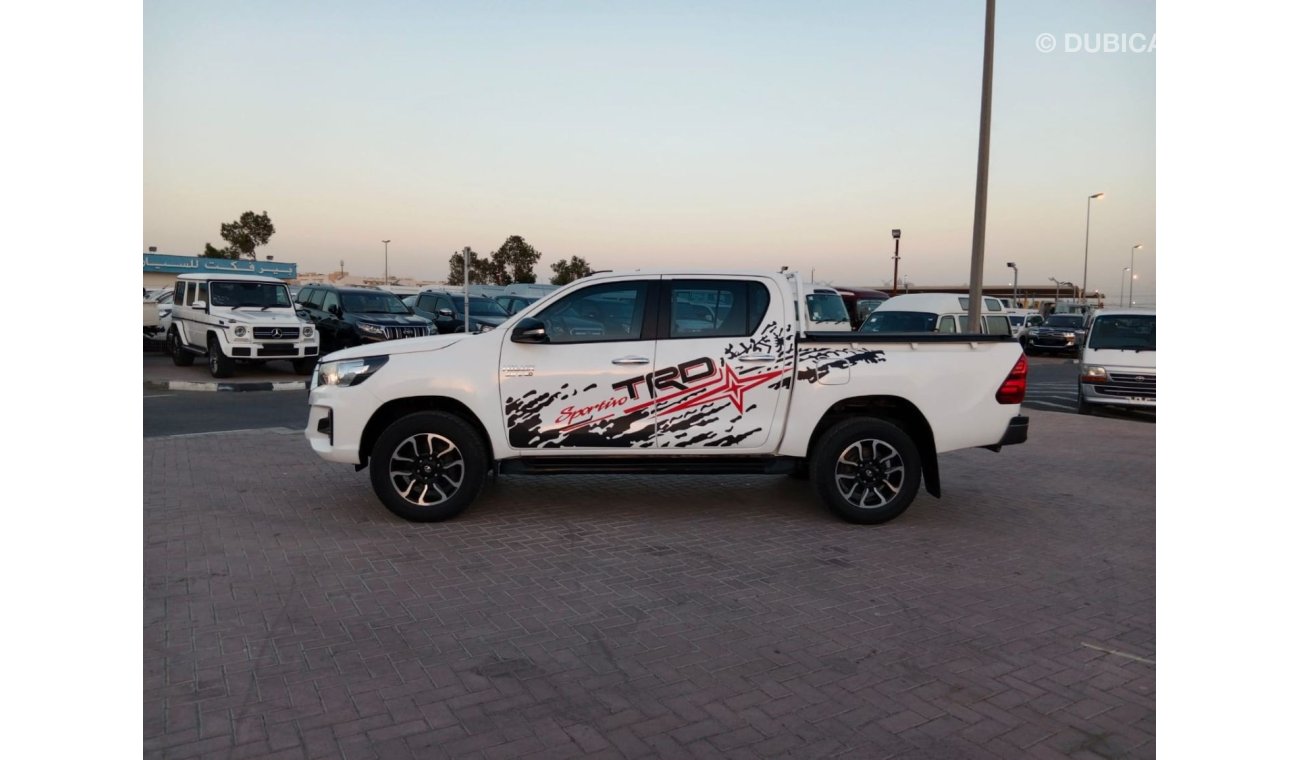 تويوتا هيلوكس TOYOTA HILUX PICK UP RIGHT HAND DRIVE (PM1173)