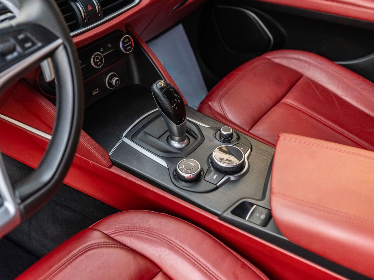 Alfa Romeo Stelvio Super 2.0L