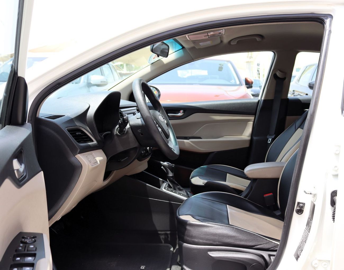 هيونداي أكسنت GL