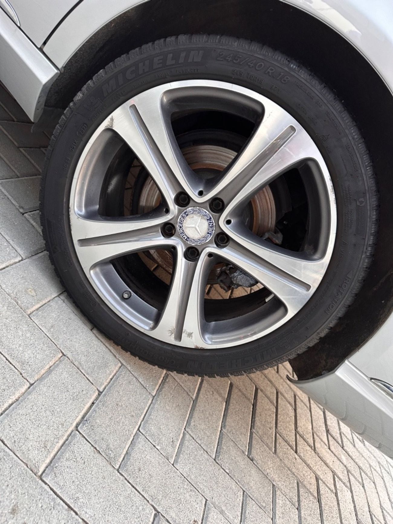 Mercedes-Benz E300 AMG خاليه من الحوادث