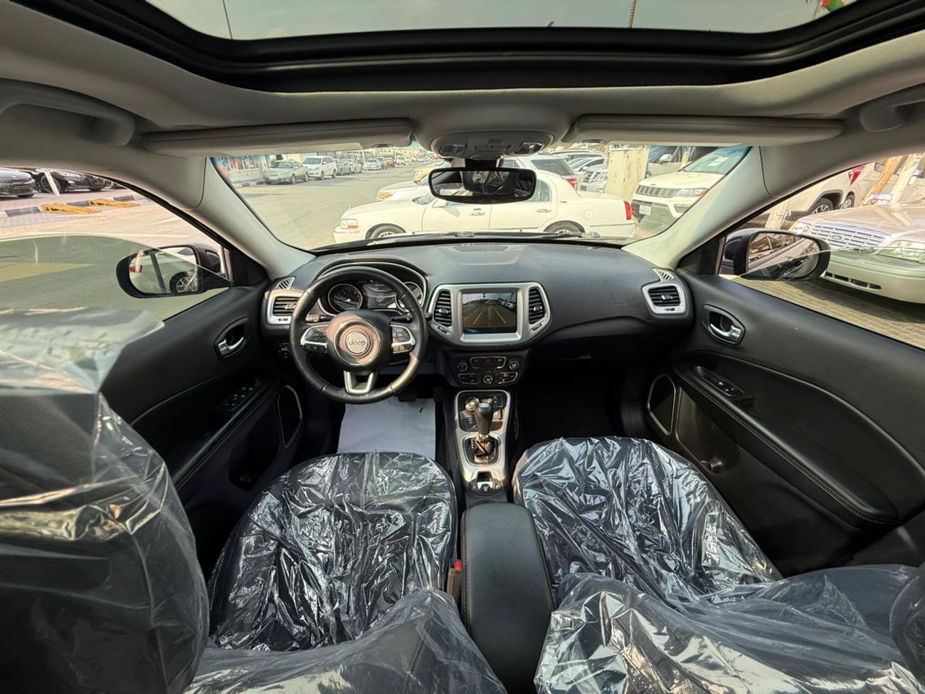 Jeep Compass Limited 2.4L (172 HP) full option / good condition / low mileage