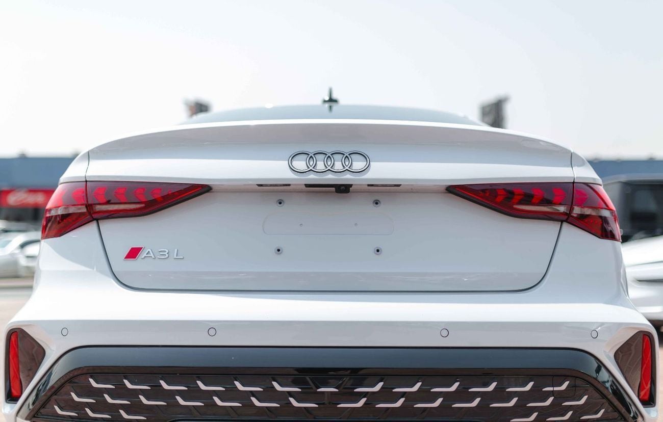 Audi A3 35 TFSI S-LINE Audi A3 1.5T 35 TFSI S-Tronic Sedan 2025 (White)