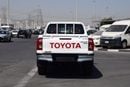 تويوتا هيلوكس 2.7L (4x4) Petrol SR5