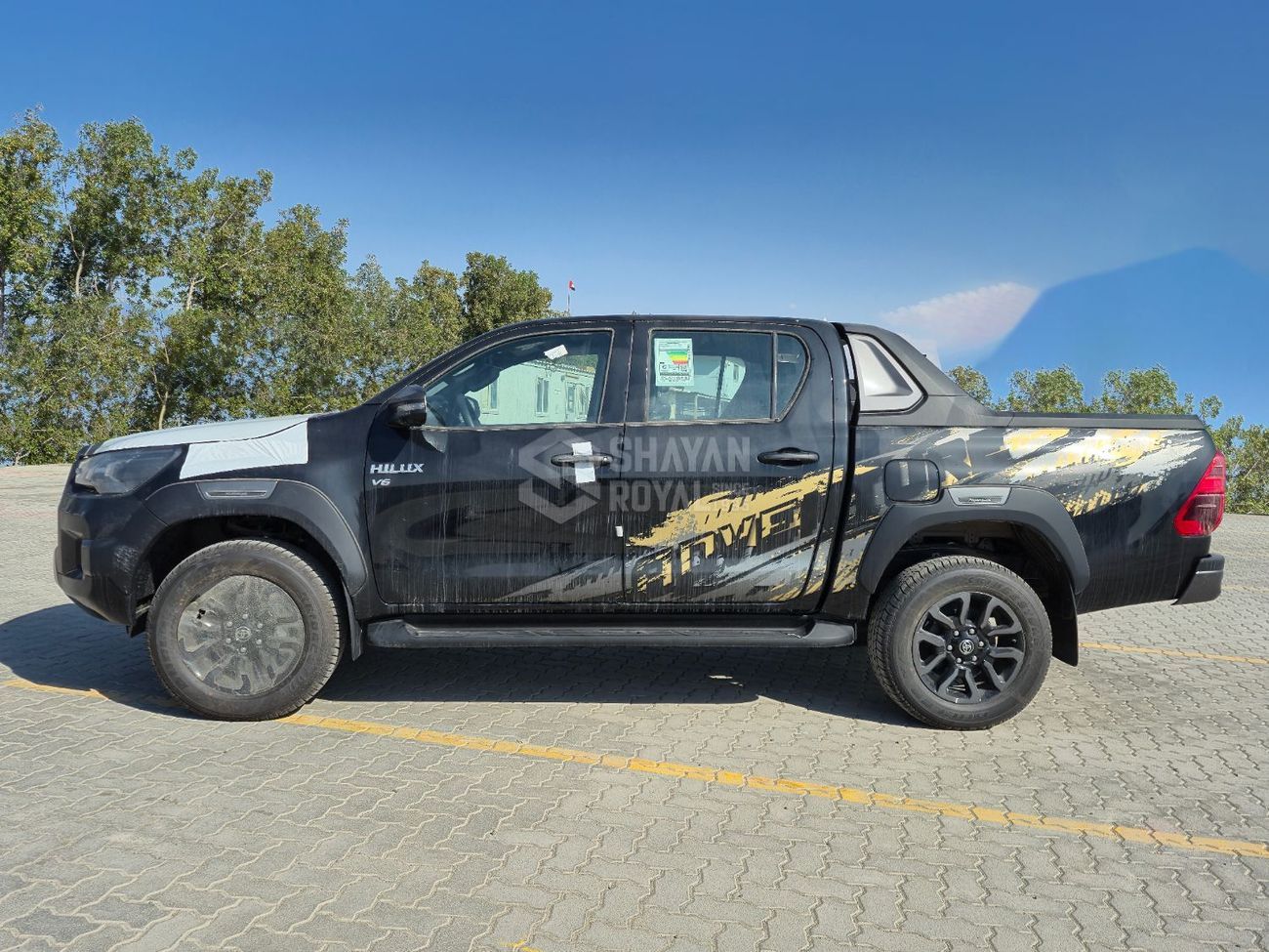 تويوتا هيلوكس ADVENTURE 4.0L V6 PETROL DC AT 4WD 2026MY