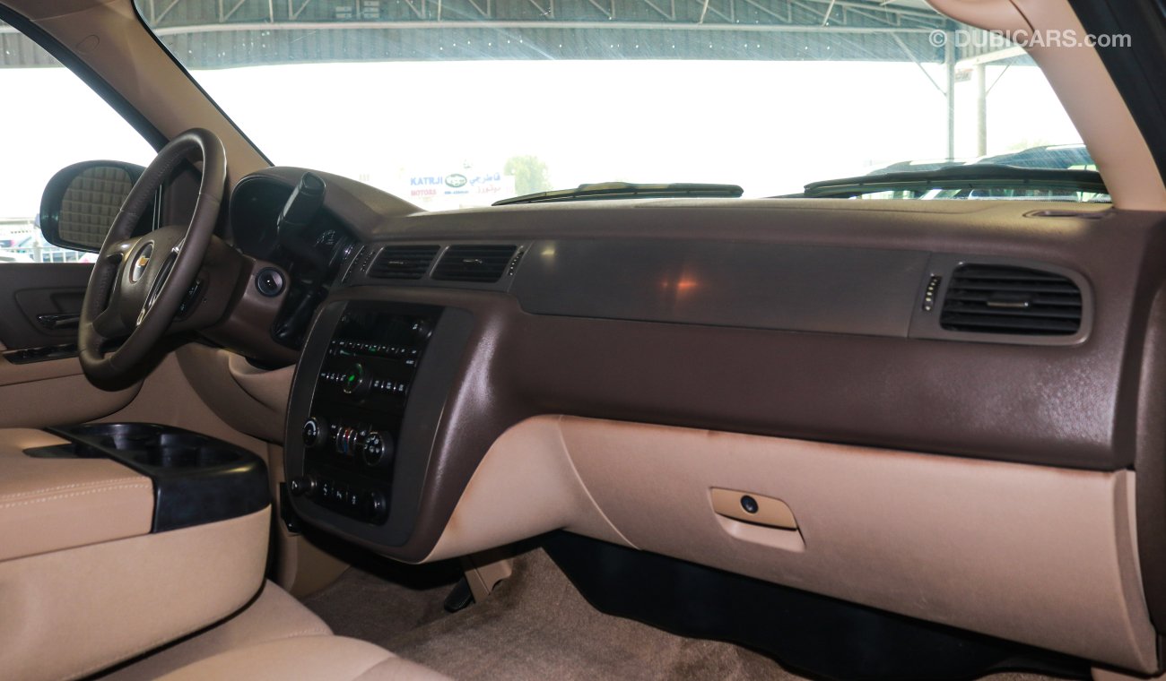 Chevrolet Suburban evrolet Suburban 2012 model in excellent condition