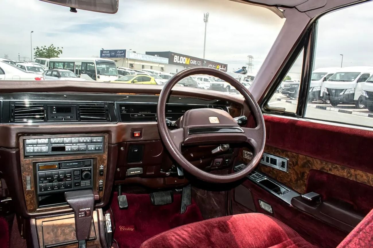 Toyota Century JAPAN IMPOTERD - ONLY 53,000 KM