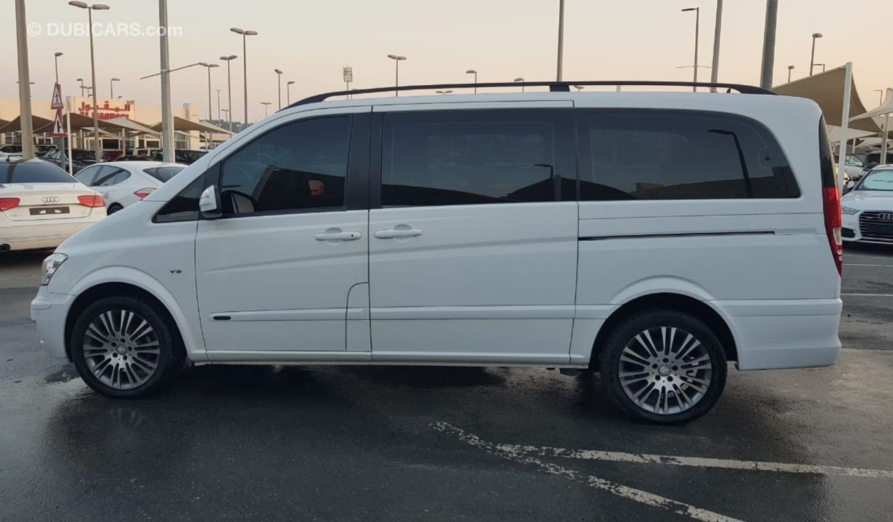 Mercedes-Benz Viano Viano model 2015 GCC car prefect condition full option panoramic roof leather seats electric doors B