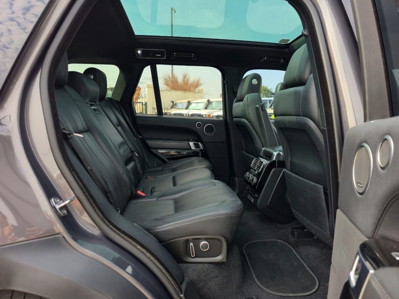 Land Rover Range Rover HSE