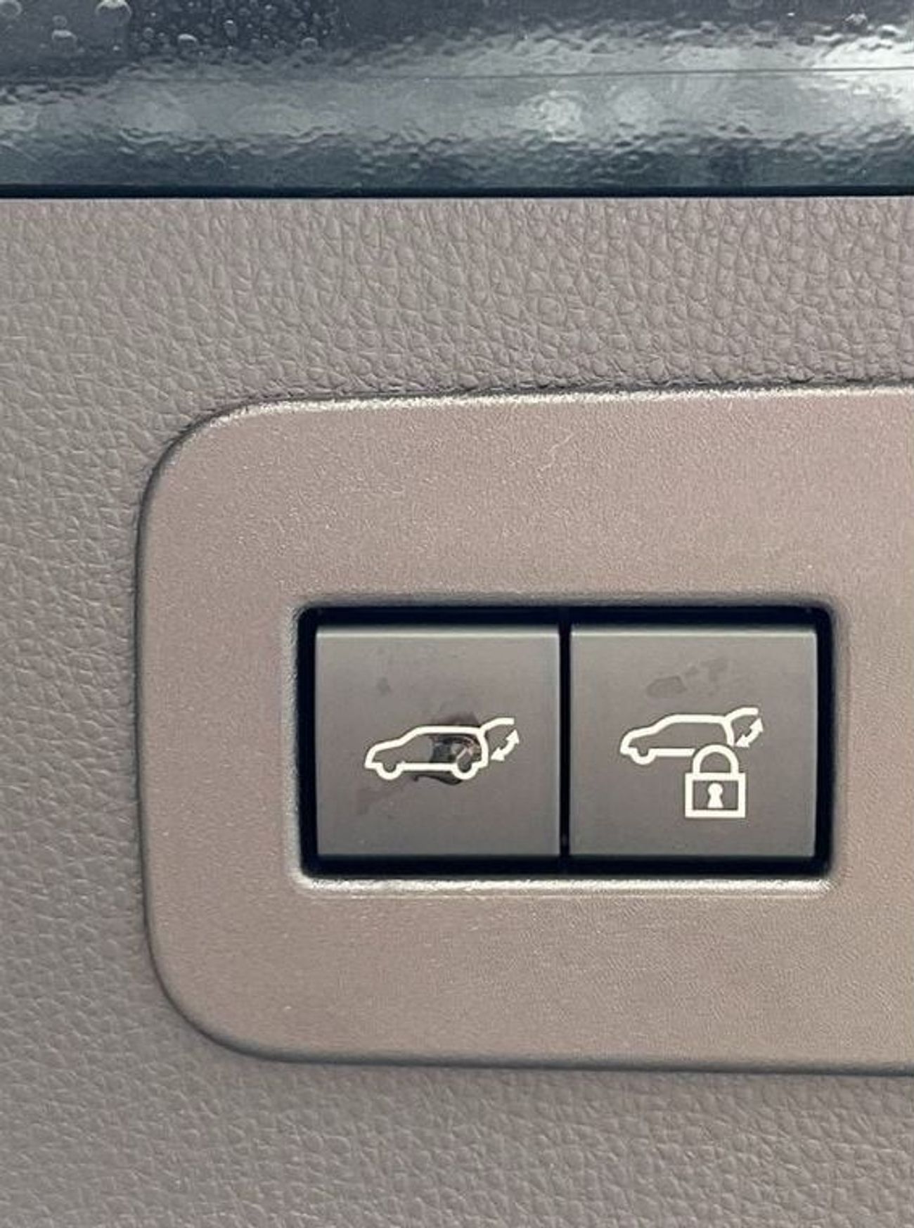 لكزس LX 500 3.3L Diesel Signature (For export only)