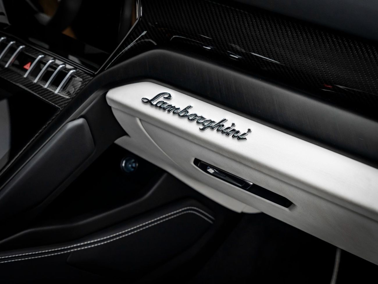 لامبورغيني اوروس S 4.0T V8