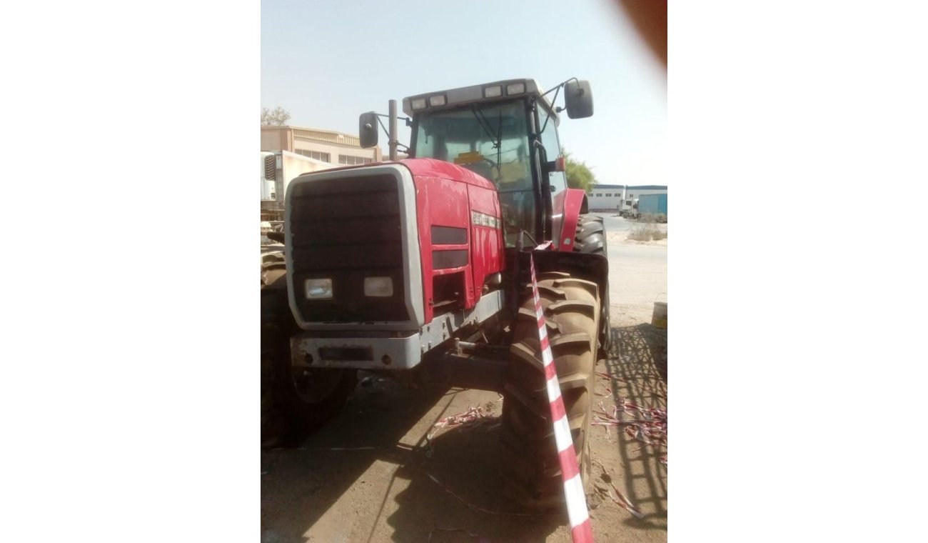 Massey Ferguson 385 4WD USED CONDITION 2010 DIESEL 4.1L 2007 GCC STANDARD