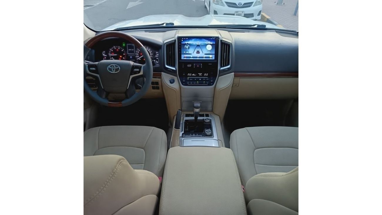 تويوتا لاند كروزر GXR