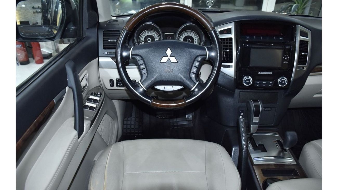 ميتسوبيشي باجيرو EXCELLENT DEAL for our Mitsubishi Pajero GLS 3.8 ( 2017 Model ) in Gray Color GCC Specs