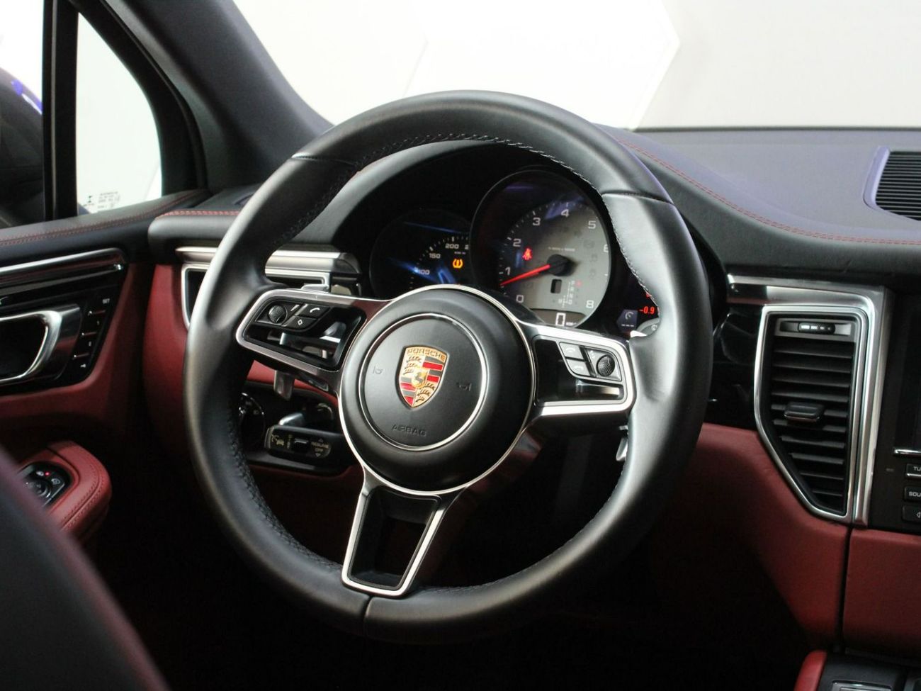 Porsche Macan MACAN S | gcc