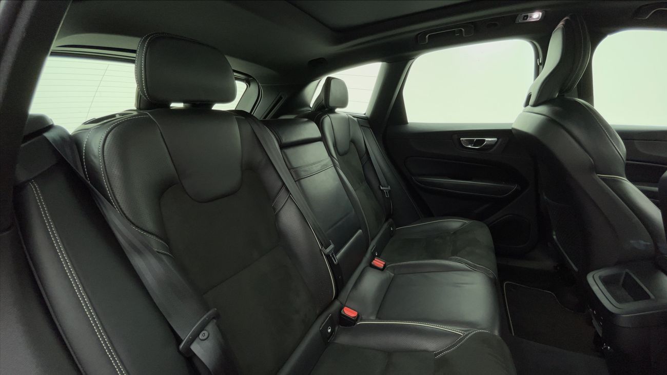 Volvo XC60 T5 R DESIGN 2 | Zero Down Payment | Home Test Drive