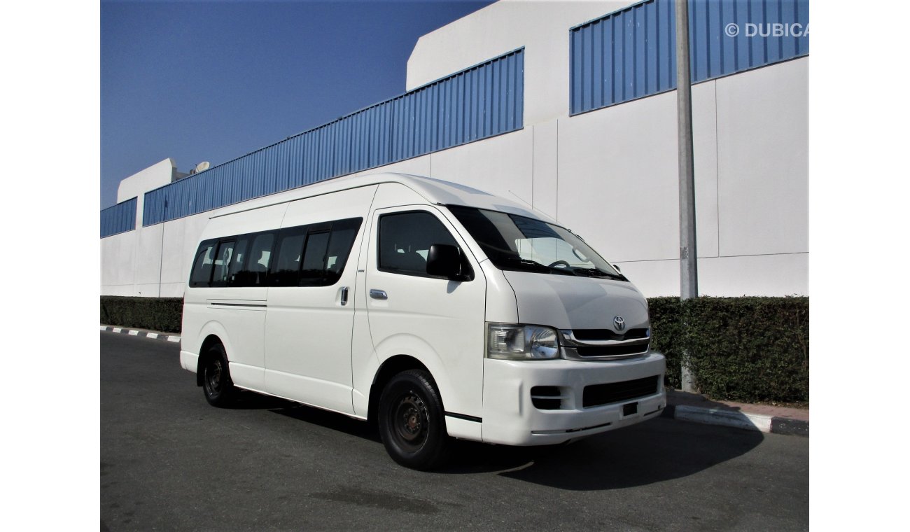 Toyota Hiace TOYOTA HIAC HIGHROOF 15 PASSENGER 2010 LOW KM