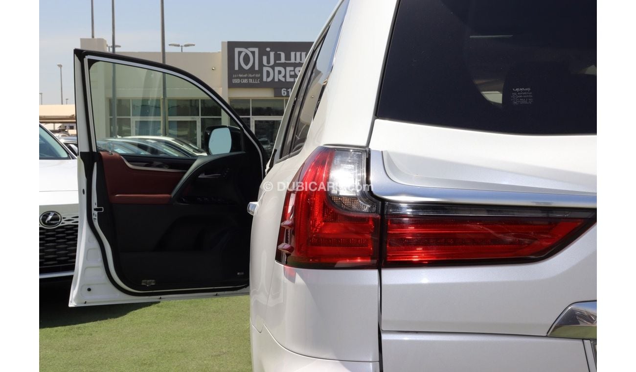 لكزس LX 570 Lexus LX570 Platinum / Canadian / 2017 / Low KM