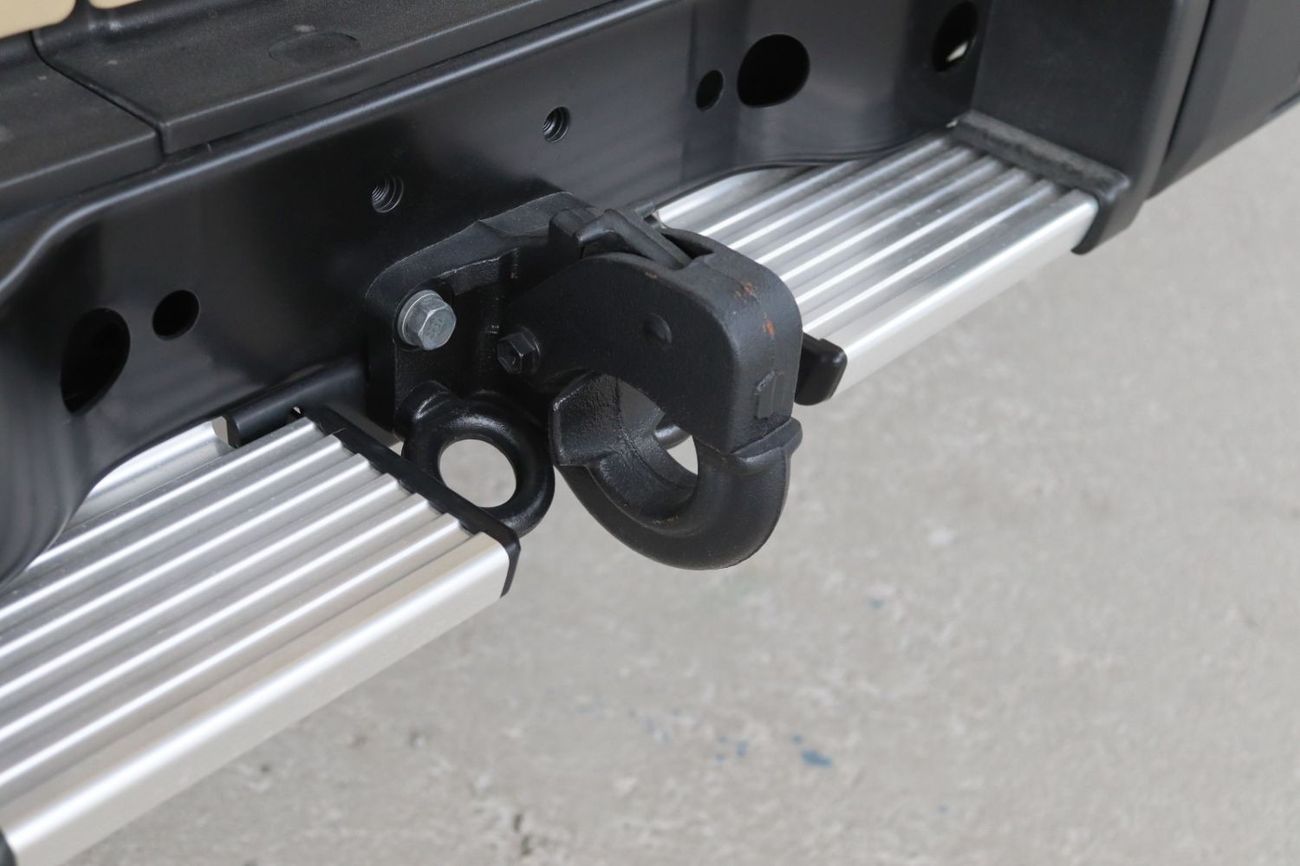 تويوتا لاند كروزر 2025 TOYOTA LAND CRUISER GDJ 76 2.8 DIESEL M/T  **EXPORT ONLY**التصدير فقط خارج الخليج**