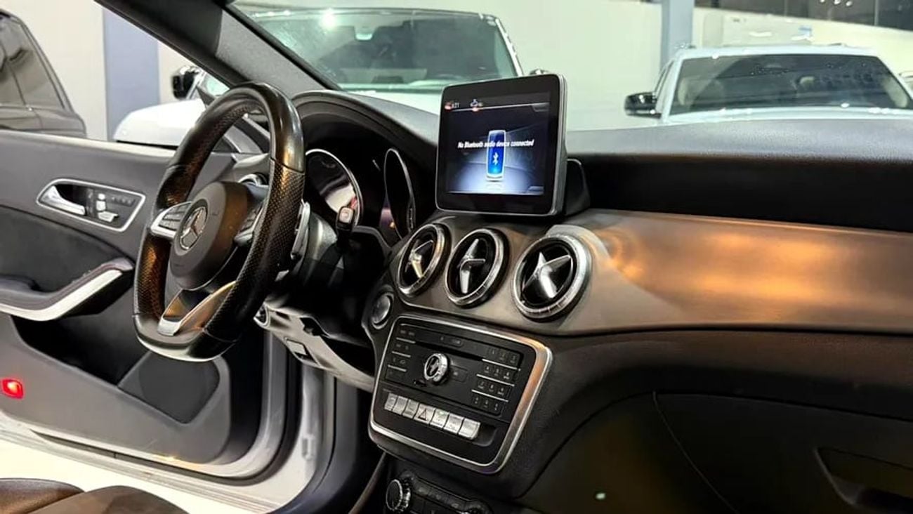 مرسيدس بنز CLA 250 4MATIC