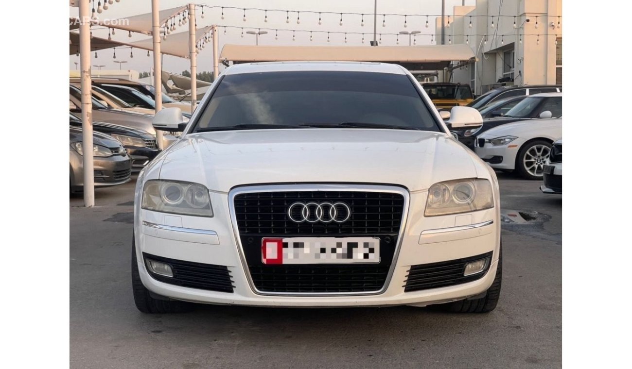 Audi A8 Model 2010, Gulf, FLEFT, LAR, Sunroof, 6 cylinders, automatic transmission, in excellent condition,